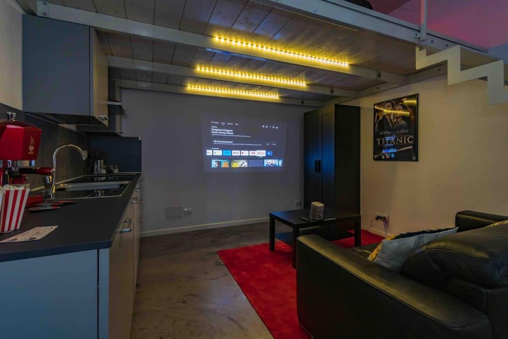 Hollywood Housein The Heart Of Turin Apartman Kültér fotó
