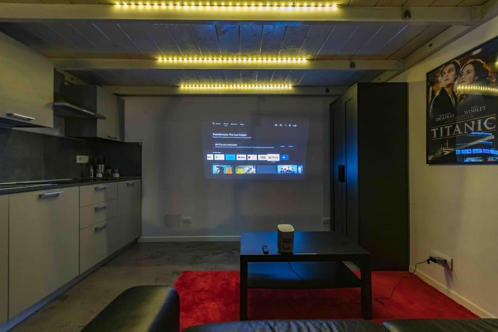 Hollywood Housein The Heart Of Turin Apartman Kültér fotó