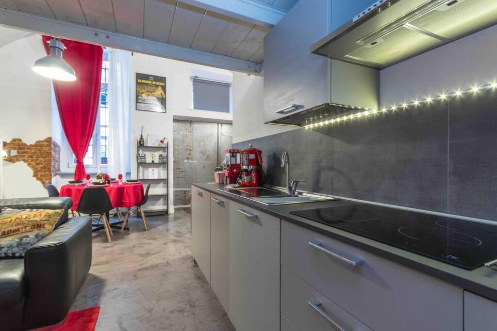 Hollywood Housein The Heart Of Turin Apartman Kültér fotó